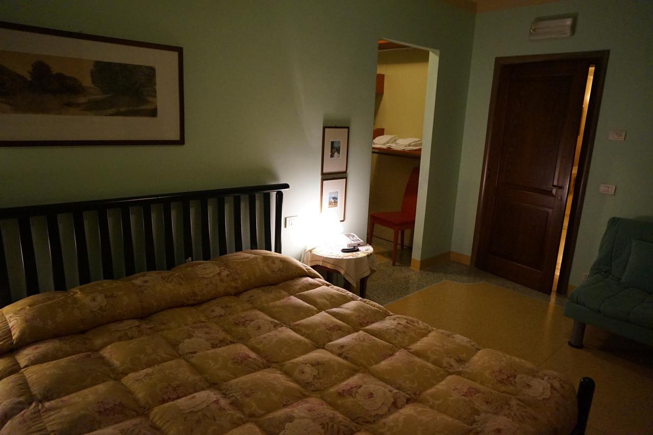 Locanda Da Ciacci Petriano Экстерьер фото