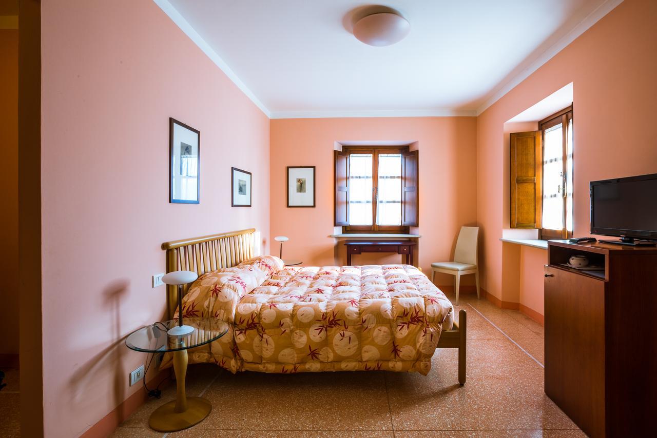 Locanda Da Ciacci Petriano Экстерьер фото